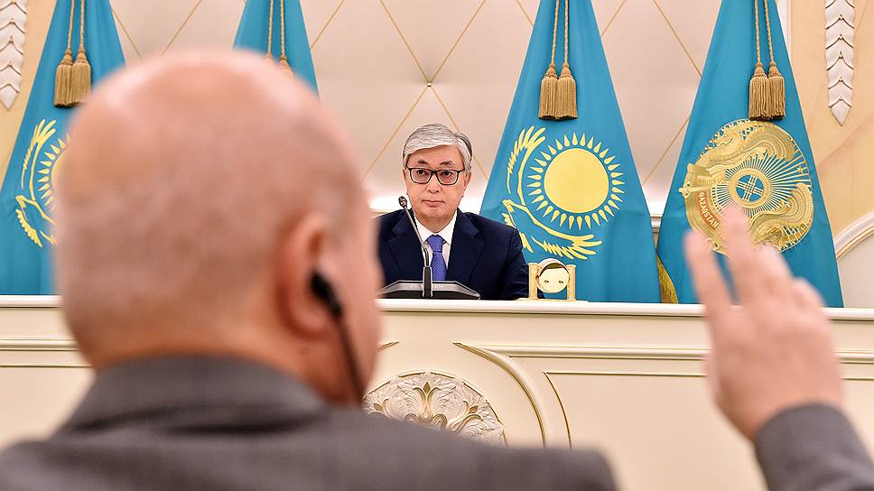 Как президент Казахстана продемонстрировал полнокровность