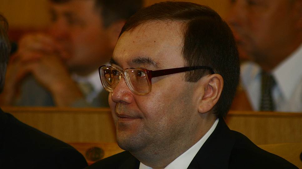 Защита Урала Рахимова предпочла суду Генпрокуратуру