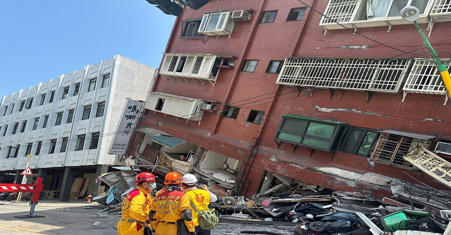 Более 700 человек пострадали во время землетрясения на Тайване