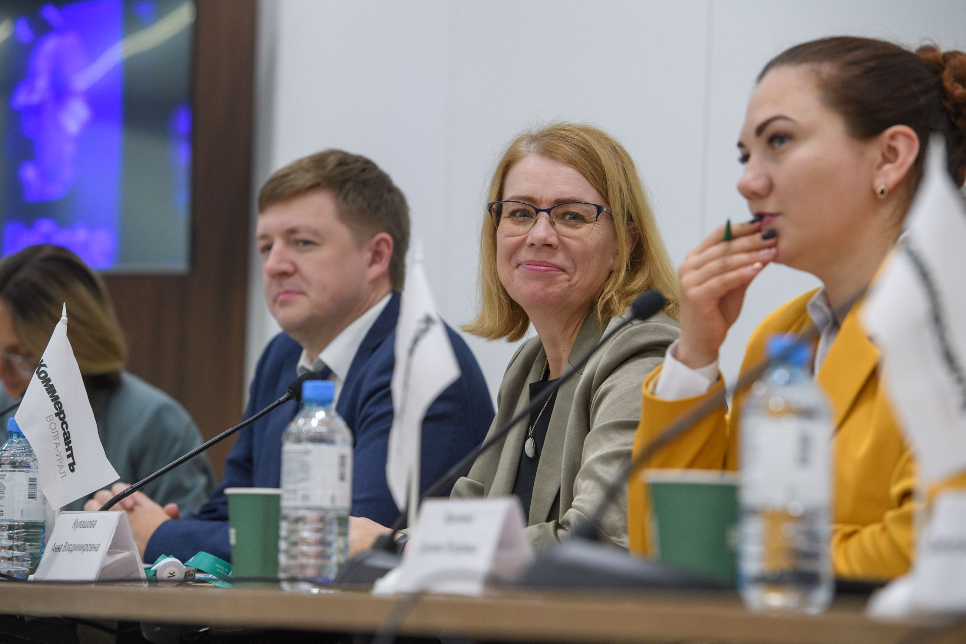 «Цифра на перепутье: перспективы развития российского экспорта ИТ-решений». Сессия ИД «Коммерсантъ» в рамках Kazan Digital Week