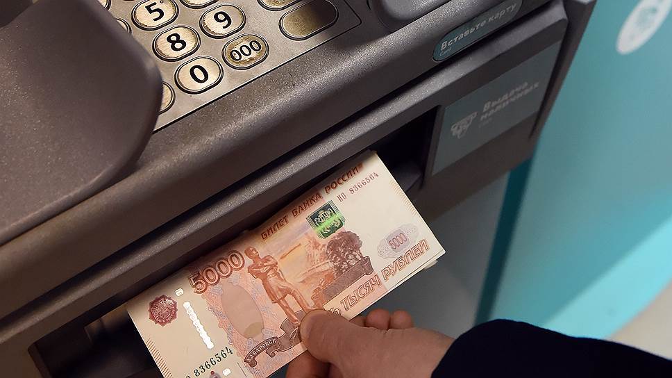 Будут ли кредитные организации регулярно приостанавливать прием банкнот