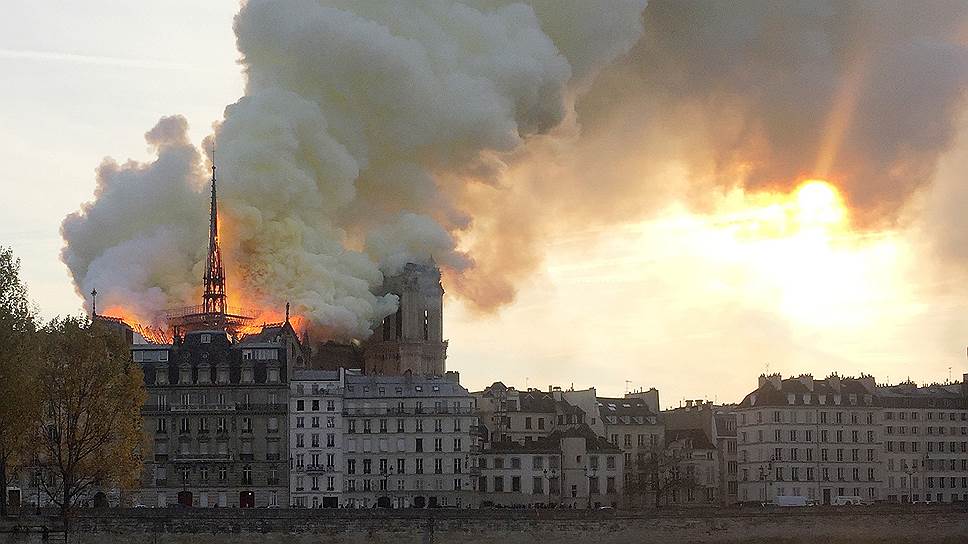 Корреспондент “Ъ FM” во Франции — о пожаре в соборе Парижской Богоматери