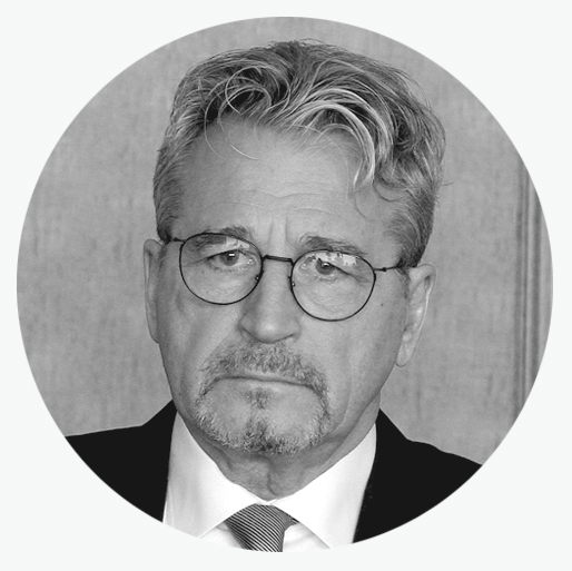 Первый заместитель председателя Совета директоров «Альфа-банка» Олег Сысуев
