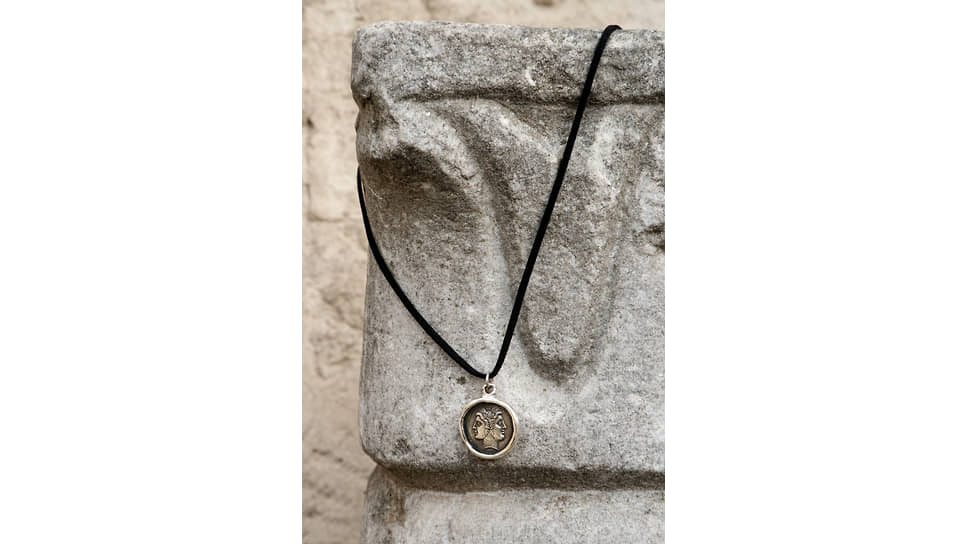 Arha Jewelry, подвеска Janus, серебро 