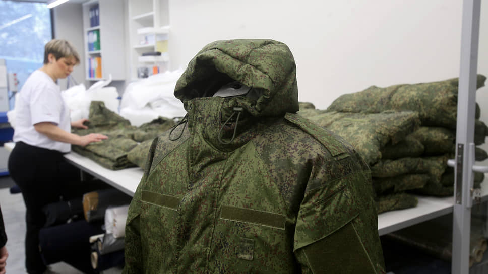 Ряд предприятий в Сибири после начала частичной мобилизации стал выпускать балаклавы, спальники, мобильные бани и т.д.
