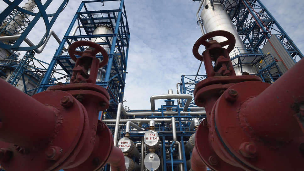 «Нефтехимсервис» планировал объединить новые активы со своим Яйским НПЗ