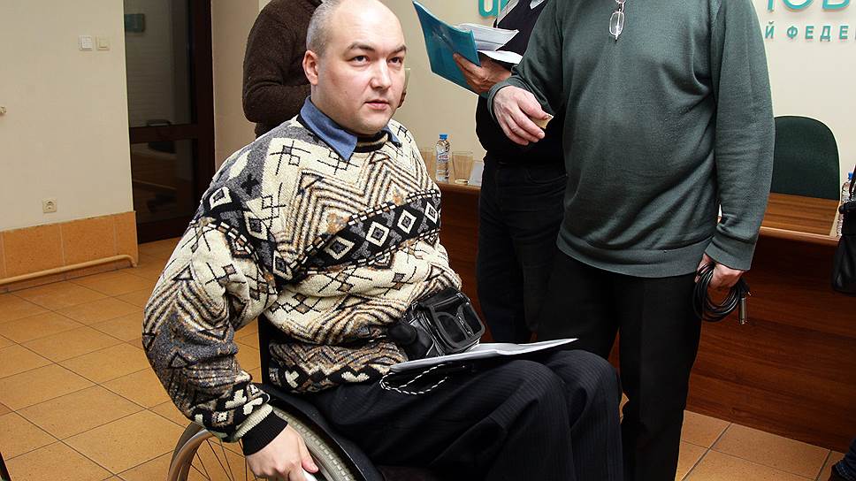 Первым подопечным Комитета был нижегородец Алексей Михеев, он стал инвалидом после пыток в милиции 