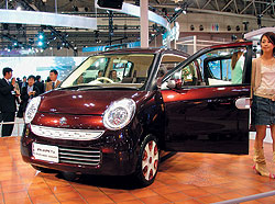 Suzuki MOM’S — специальный автомобиль для мам 