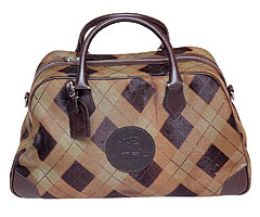 Сумка из меха коровы, Etro (Etro, 85 803 руб.)