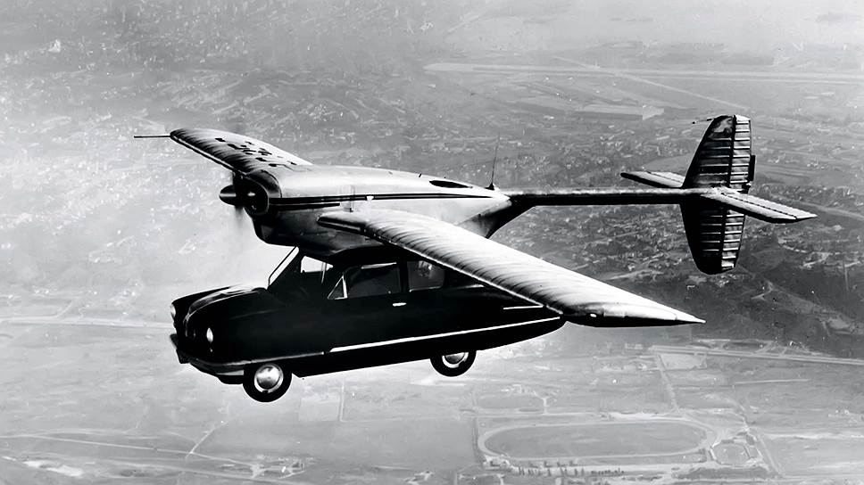 Впервые раздельная схема была опробована на ConvAirCar. Первый полет состоялся 12 июля 1946 года. Съемный планер с двигателем Lycoming O-435C мощностью 190 л. с. крепился на крышу легкого купе с пластиковым кузовом. ConvAirCar совершил 66 испытательных полетов, но через три недели разбился. Пилот Робен Снодграсс остался жив.  
