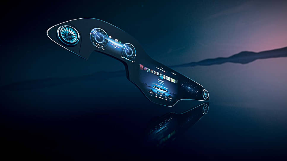 MBUX Hyperscreen будет уже в скором времени доступен по умолчанию в новом поколении Mercedes-Benz S-класс, а также в качестве одной из опций электромобиля Mercedes-Benz EQS. 