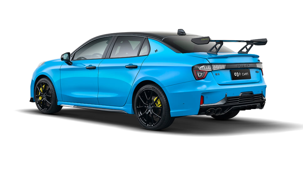 Lynk &amp; Co 03+ Cyan Edition