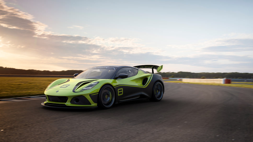 Lotus Emira GT4 Concept