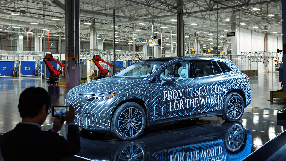Mercedes-Benz EQS SUV