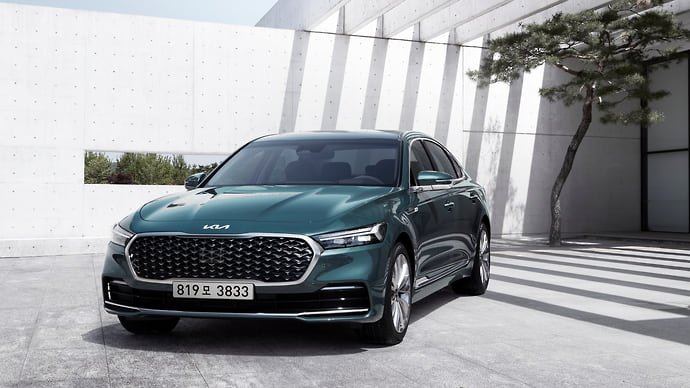 Новая Kia K9 будет стоить 7,3 млн рублей