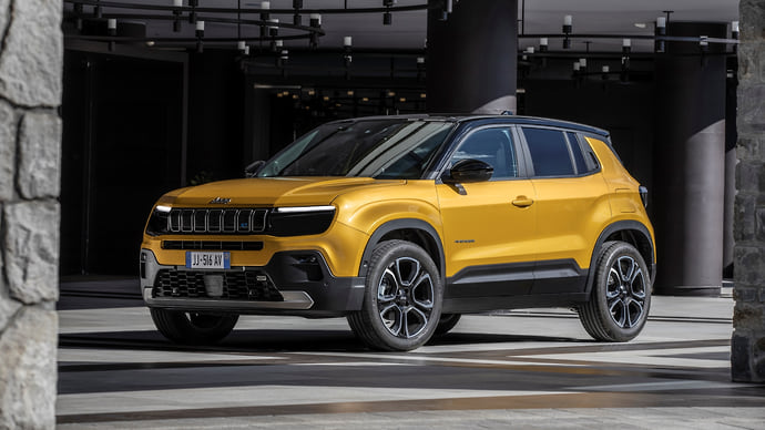 Jeep Avenger выиграл конкурс Car of the Year-2023