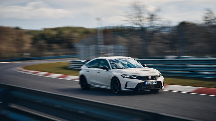 Honda Civic Type R стала рекордсменом «Нордшляйфе»