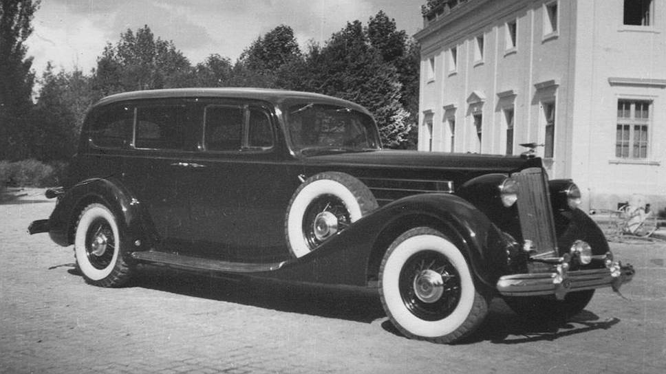 Закупленные в 1936-1937 годах бронированные Packard Twelve эксплуатировались почти полтора десятка лет. В 1947 году такие «Паккарды» были закреплены не только за Сталиным, но и за Молотовым, Берией, Ждановым, Микояном, Маленковым, Ворошиловым и Андреевым