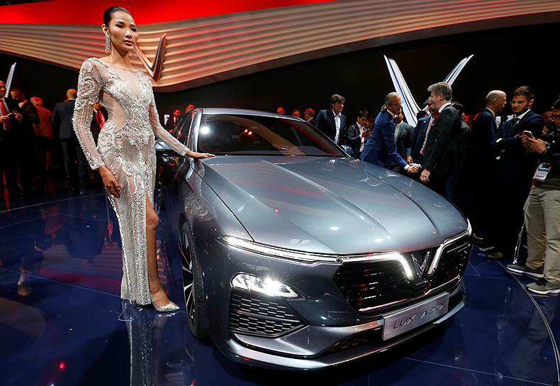 Первый крупный автомобильный производитель из Вьетнама, компания VinFast представила седан LUX A2.0, сделанный на базе «пятерки» BMW прошлого поколения