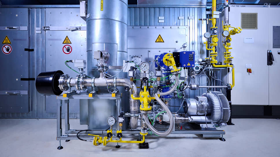 Завод BMW Group в Лейпциге начал использование первой водородной горелки для сушки краски. Особенность этого устройства собственной разработки компании BMW в том, что оно может работать на водороде, метане или их смеси, а также может переключаться между видами топлива во время работы