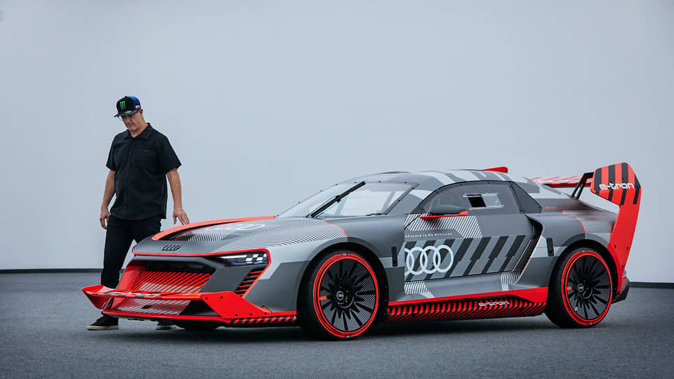 Кен Блок и Audi S1 Hoonitron, разработанный Audi для съемок видео «Электрихана». Декабрь 2021 года