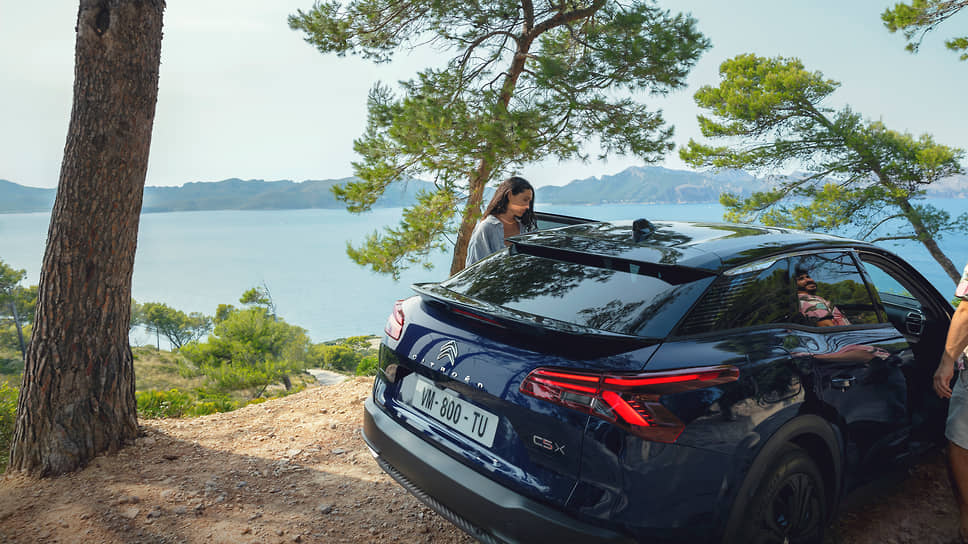 Бренд Citroen представил ограниченную серию модели C5 X Hypnos в топовой версии Grand Tourer для максимально комфортных путешествий  