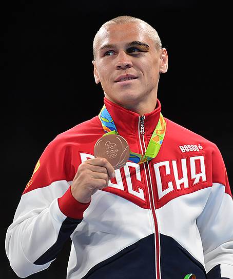 Боксер Владимир Никитин, бронзовый призер Олимпиады в категории до 56 кг
