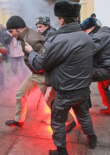 14.12.2008 Разгон &quot;Марша несогласных&quot; в Санкт-Петербурге