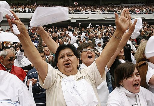 26.05.2009 В Тбилиси — в день независимости Грузии прошла самая массовая за последнее время акция протеста местной оппозиции
