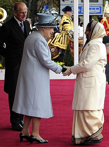 27.10.2009 Президент Индии Пратибха Патил прибыла в Великобританию с трехдневным государственным визитом