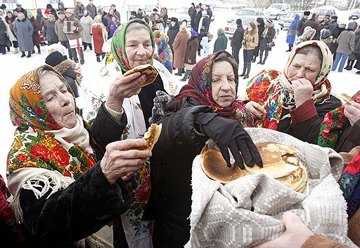 14.02.2010 В нескольких странах отметили проводы зимы, сопровождающиеся массовыми гуляниями с песнями, танцами, хороводами. А также традиционным сжиганием соломенной Масленицы