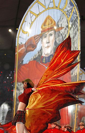 28.02.2010 В Ванкувере прошла официальная церемония закрытия XXI Олимпийских зимних игр. Мэру города Сочи, где состоится следующая зимняя Олимпиада, был передан олимпийский огонь