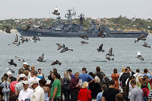 09.05.2010 В разных странах прошли праздничные мероприятия, посвященные Дню Победы. Украина