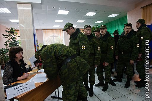 10.10.2010 В 77 регионах России прошел единый день голосования: избирались депутаты региональных и местных парламентов, главы муниципалитетов. По оценке наблюдателей, этот день голосования по количеству нарушений намного превзошел мартовские выборы и практически сравнялся с самыми скандальными региональными выборами, прошедшими в октябре 2009 года