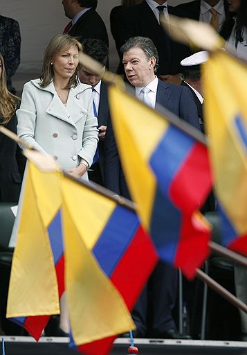 20.07.2011 В Колумбии прошли торжества, посвященные дню независимости страны. В Боготе состоялся военный парад, который принял президент Колумбии Хуан Мануэль Сантос

