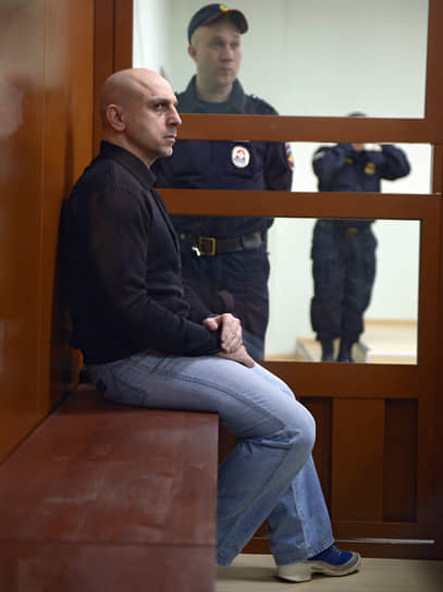 В марте 2017 года суд приговорил уроженца Чечни Хасана Закаева к 19 годам лишения свободы за то, что тот привез оружие для нападения на Театральный центр на Дубровке в 2002 году. Он был задержан случайно, спустя 12 лет после теракта. За это время он успел жениться и обзавестись детьми