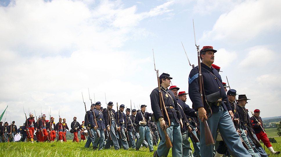 В юбилейной реконструкции сражения при Геттисберге приняли участие более 10 тыс. человек 