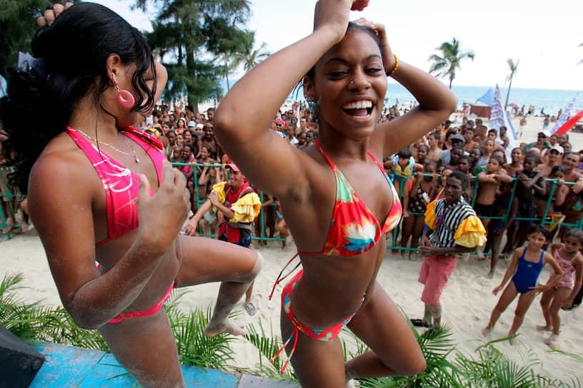 Купальники-бикини пользуются большой популярностью даже на социалистической Кубе
