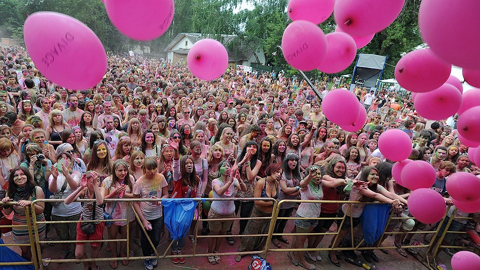 ColorFest превратился в настоящее «цветное безумие»