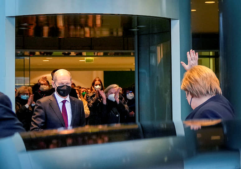 8 декабря 2021 года завершился срок Ангелы Меркель на посту канцлера Германии. Она возглавляла правительство ФРГ 16 лет