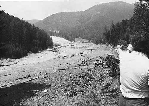 1985 год. Крушене плотины в Валь-ди-Ставе (Италия), повлекшее за собой гибель 268 человек