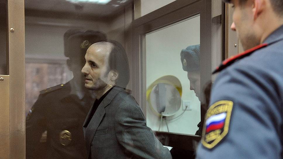 После убийства Буданова появились опасения, что преступление вызовет беспорядки на межнациональной почве. Чтобы избежать этого, была распространена информация, что водителем машины, на которой скрылись стрелявшие, было «лицо славянской внешности». 30 августа 2011 года по подозрению в убийстве Буданова был арестован исламский религиозный деятель Юсуп Темирханов. 
29 апреля 2013 года коллегия присяжных Мосгорсуда признала его виновным в убийстве Буданова. Из вердикта был исключен мотив «ненависти к группе военнослужащих», выдвинутый следствием. 7 мая 2013 года Темирханов был осужден на 15 лет лишения свободы
