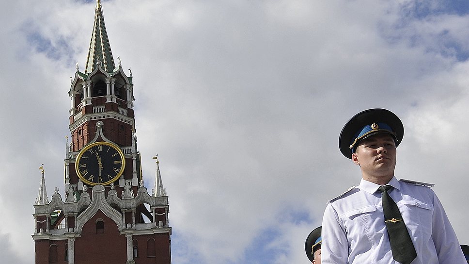 Безопасность обеспечивают около 2 тыс. полицейских
