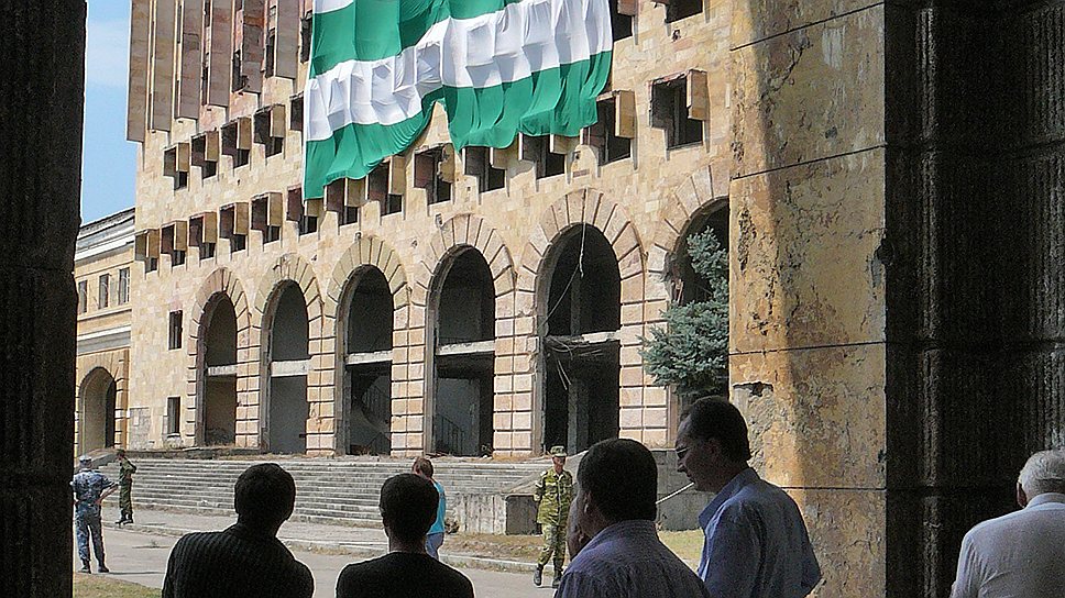 Как Южную Осетию и Абхазию посчитали независимыми