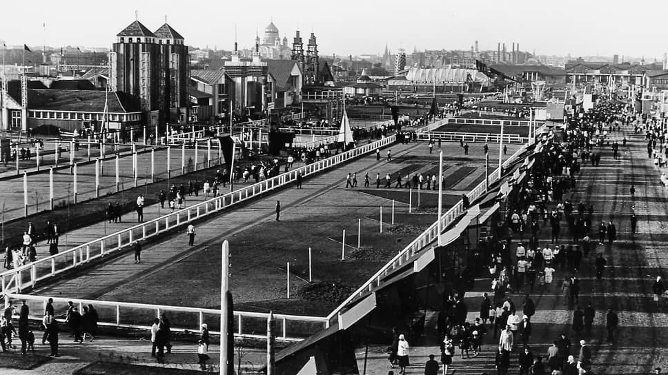 1928 год. В Москве открылся Центральный парк культуры и отдыха имени Максима Горького