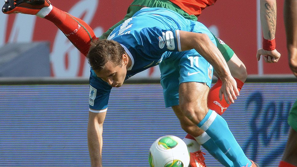 Матч между командами «Зенит» (Санкт-Петербург) и «Локомотив» (Москва) прошел на стадионе «Петровский»