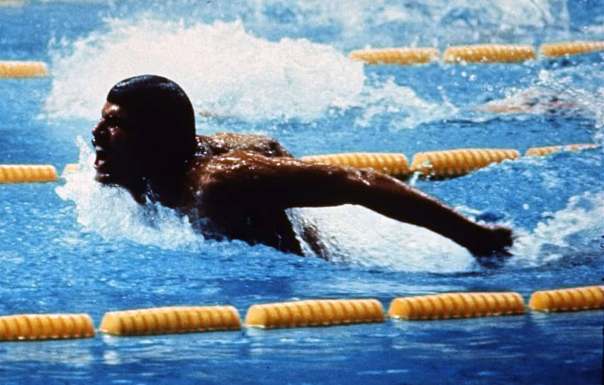 1972 год. На Олимпиаде в Мюнхене (Германия) американский пловец Марк Спитц впервые в истории выиграл семь медалей на одних Играх