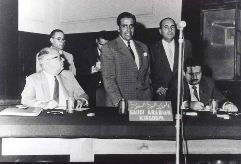 1960 год. На конференции в Багдаде создана Организация стран-экспортеров нефти (ОПЕК)