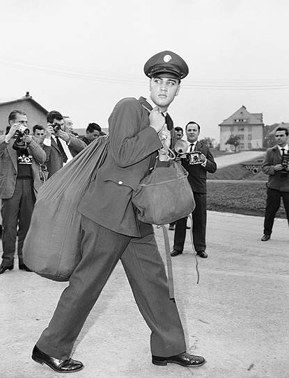 1958 год. Элвис Пресли отправился на военную службу в Германию