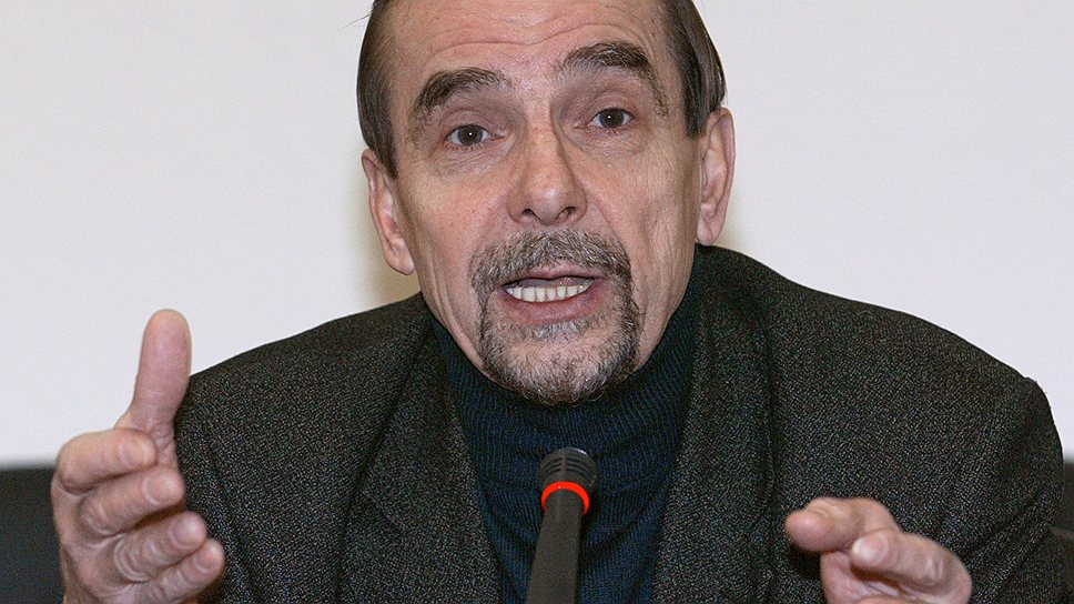 Депутат Верховного совета Лев Пономарев
